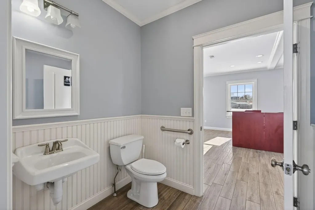 630 Roosevelt Trail Windham ME 04062