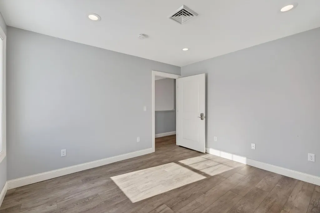 630 Roosevelt Trail Windham ME 04062
