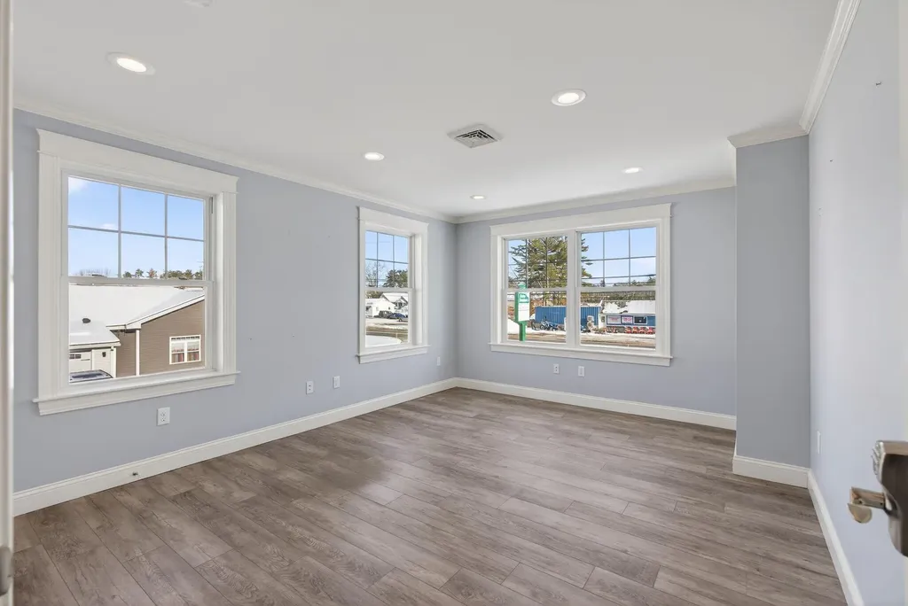 630 Roosevelt Trail Windham ME 04062