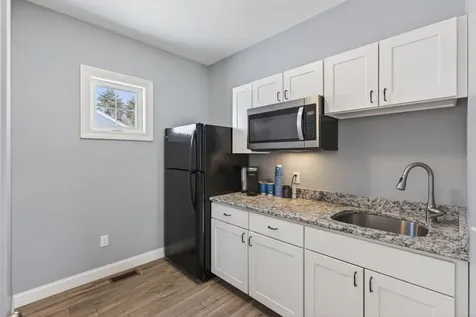 630 Roosevelt Trail Windham ME 04062