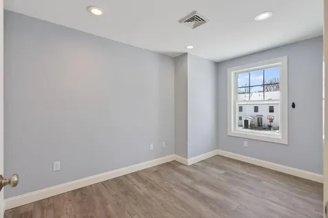 630 Roosevelt Trail Windham ME 04062