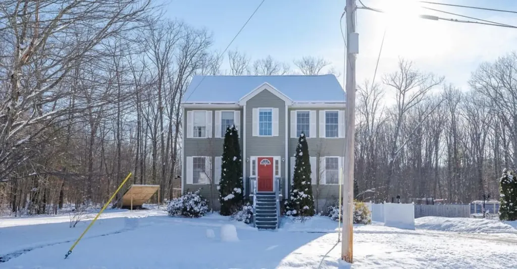 148 Sullivan Street Berwick ME 03901