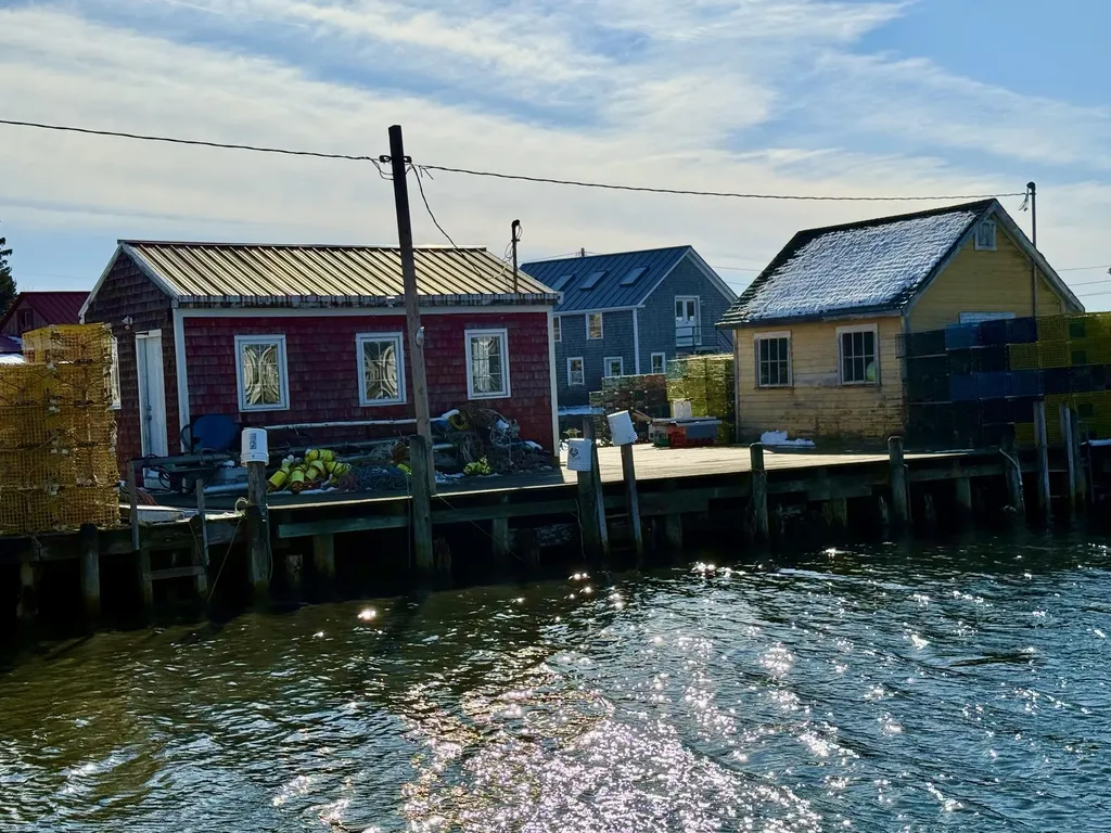 13B Clamshell Alley Vinalhaven ME 04863