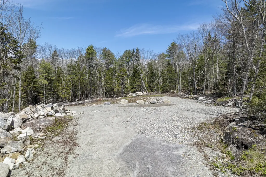 001 Popham Road Phippsburg ME 04562