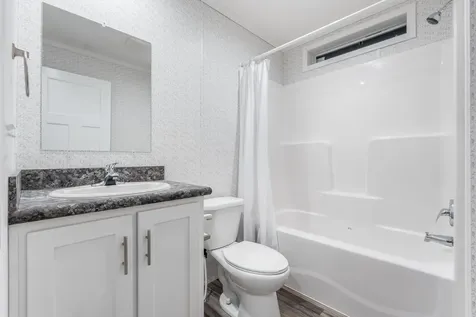10 Short Street Winthrop ME 04364