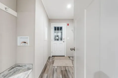 10 Short Street Winthrop ME 04364