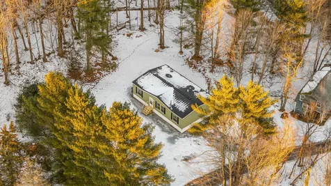 10 Short Street Winthrop ME 04364