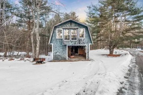 10 Short Street Winthrop ME 04364