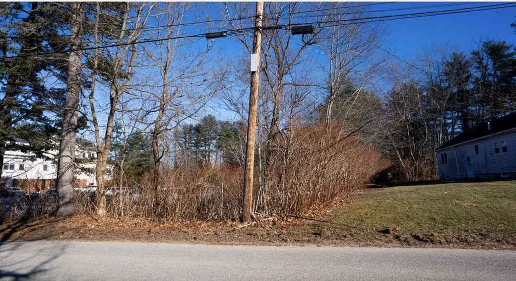 10 Willowdale Road Scarborough ME 04074