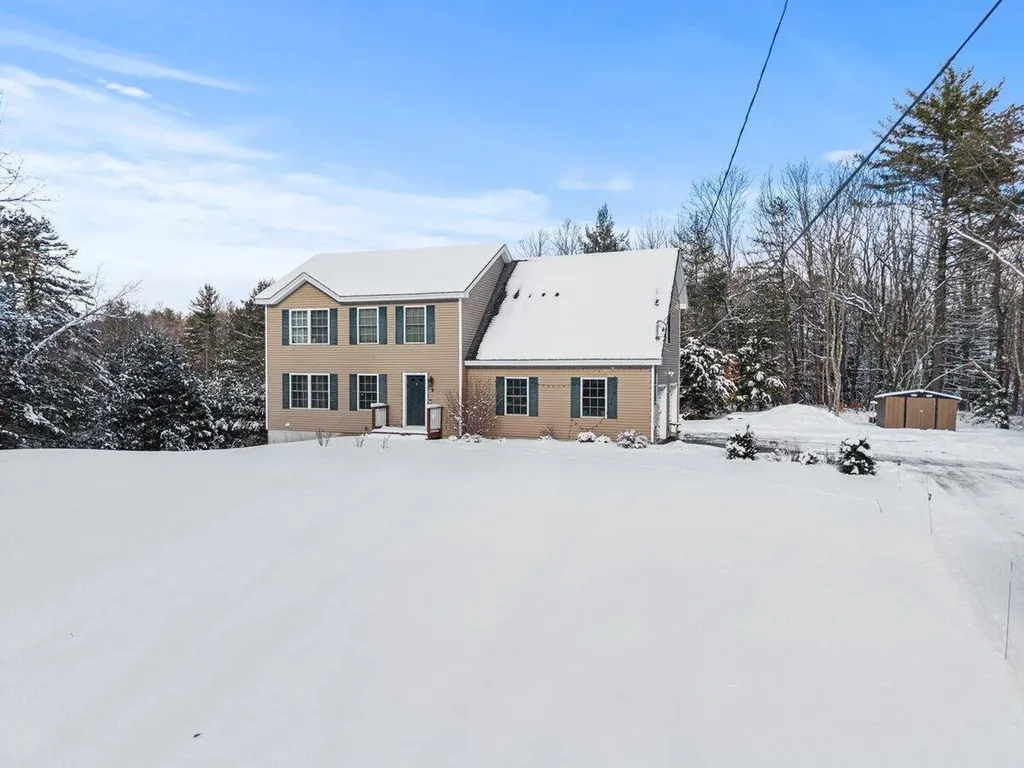 5 Coltons Way Saco ME 04072