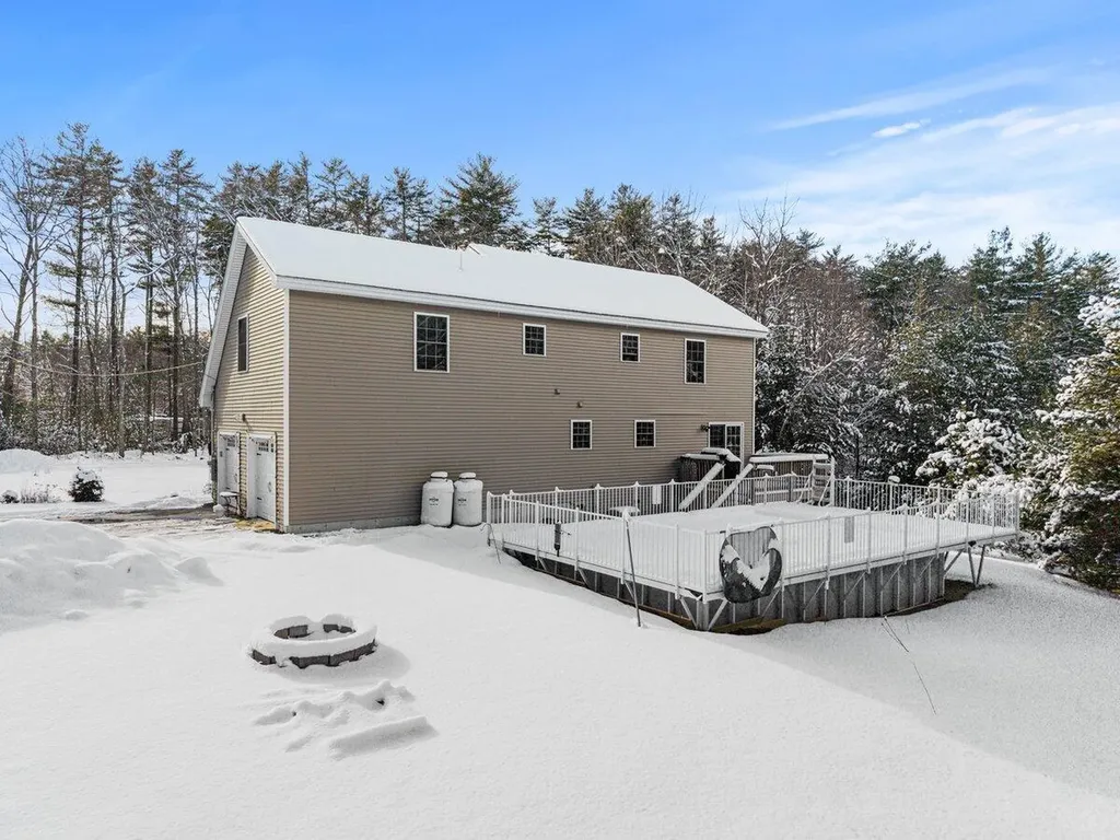 5 Coltons Way Saco ME 04072