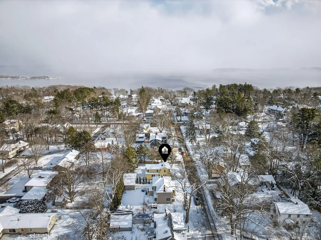 49 Underwood Road Falmouth ME 04105