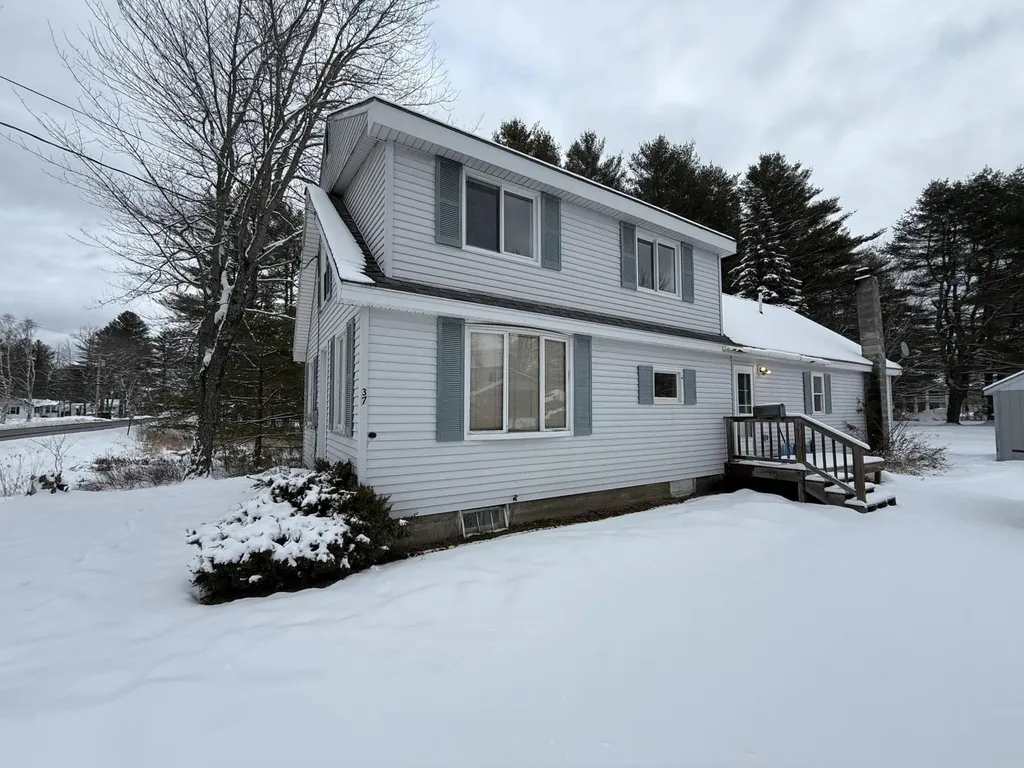 37 Pleasant Street Milo ME 04463