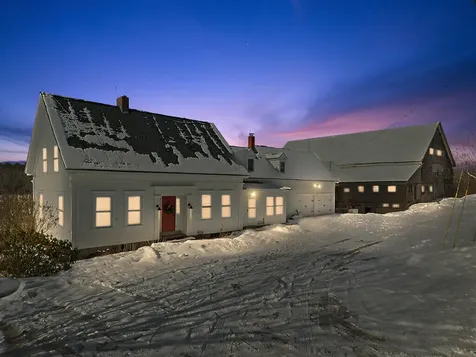 675 River Road Leeds ME 04263