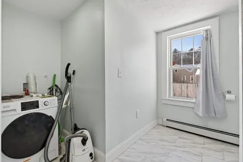 86 Turner Street Buckfield ME 04220