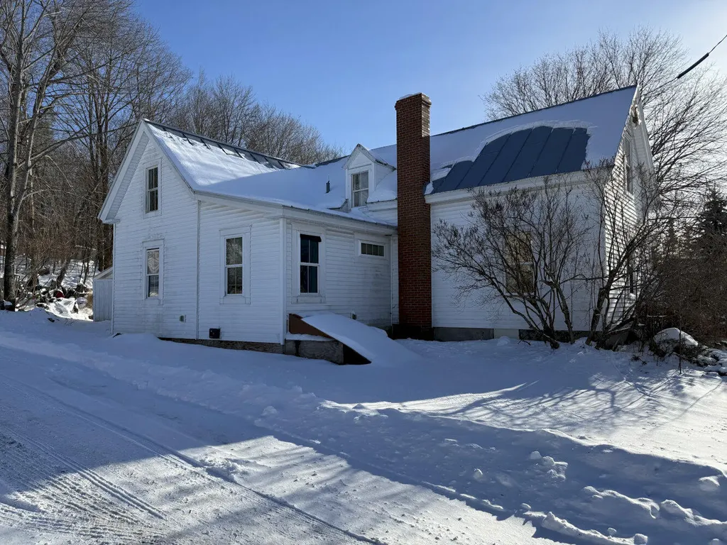 21 Main Street Wilton ME 04294