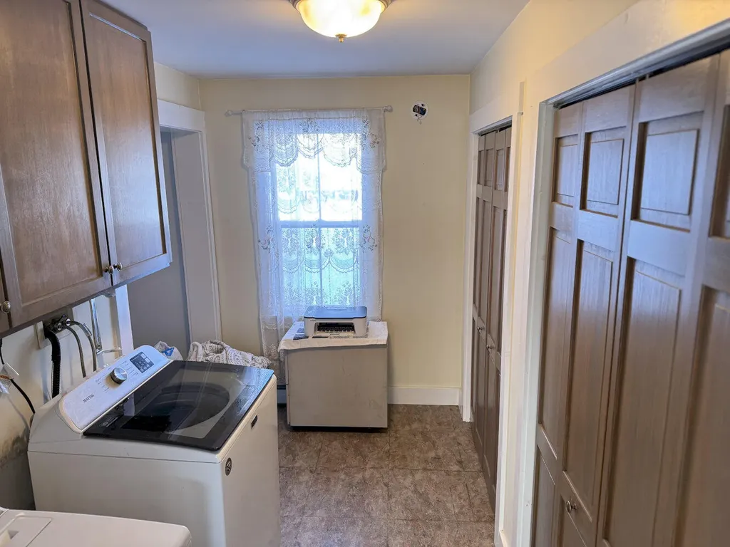 21 Main Street Wilton ME 04294