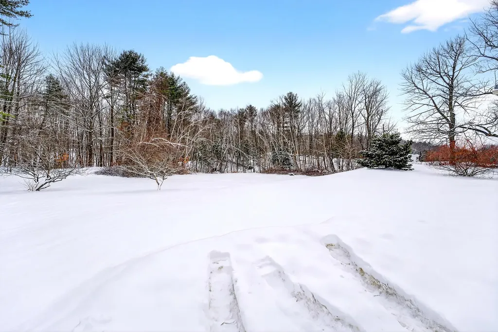 364 Metcalf Road Winthrop ME 04364