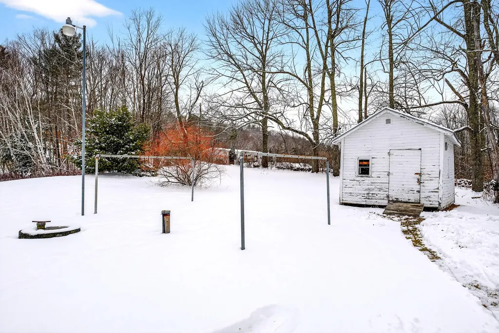 364 Metcalf Road Winthrop ME 04364