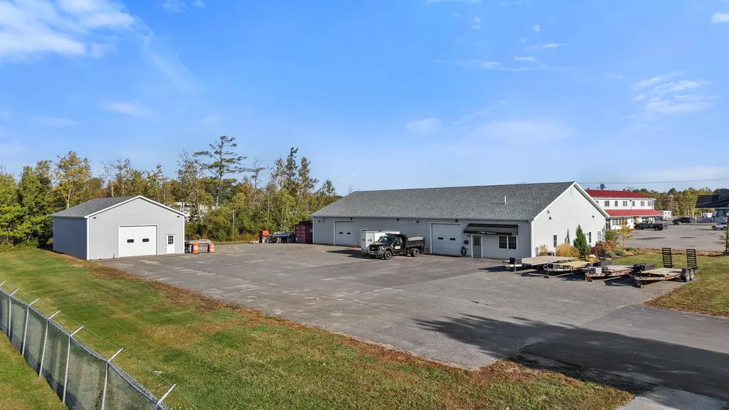 19 Sparks Avenue Brewer ME 04412