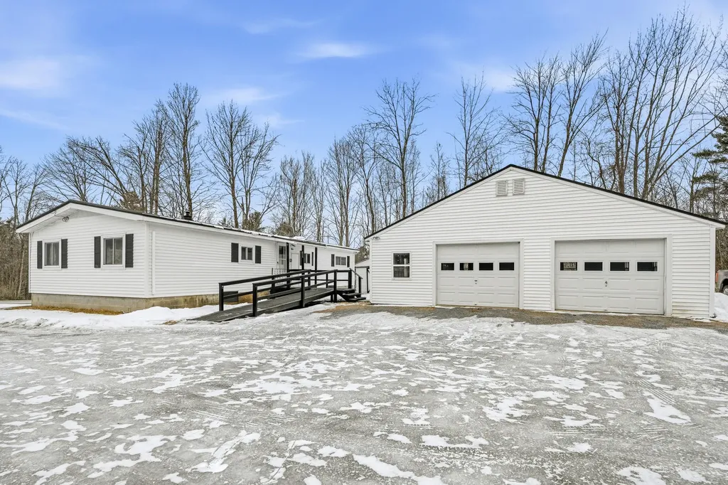 133 Smithfield Road Belgrade ME 04917