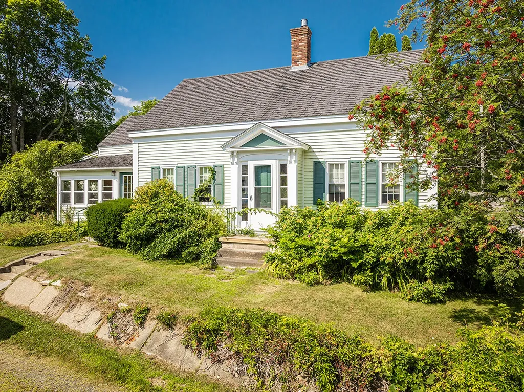 48 Mechanic Street Camden ME 04843