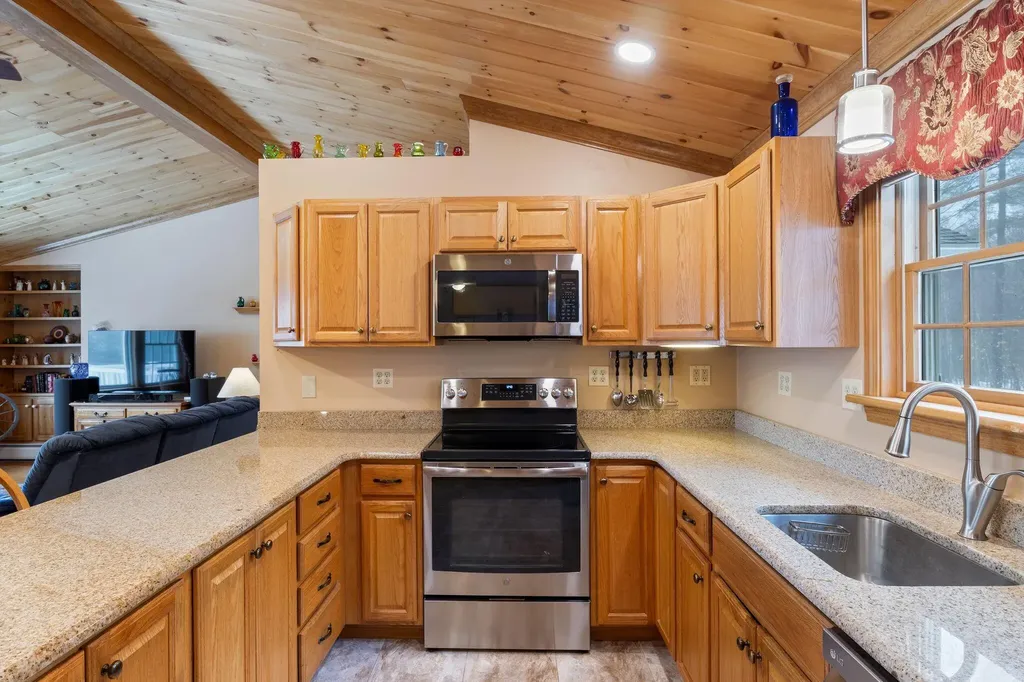 440 Mountainside Drive Turner ME 04282