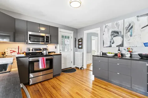 102 Walnut Street South Portland ME 04106