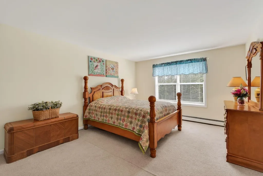 10 Country Drive Old Orchard Beach ME 04064