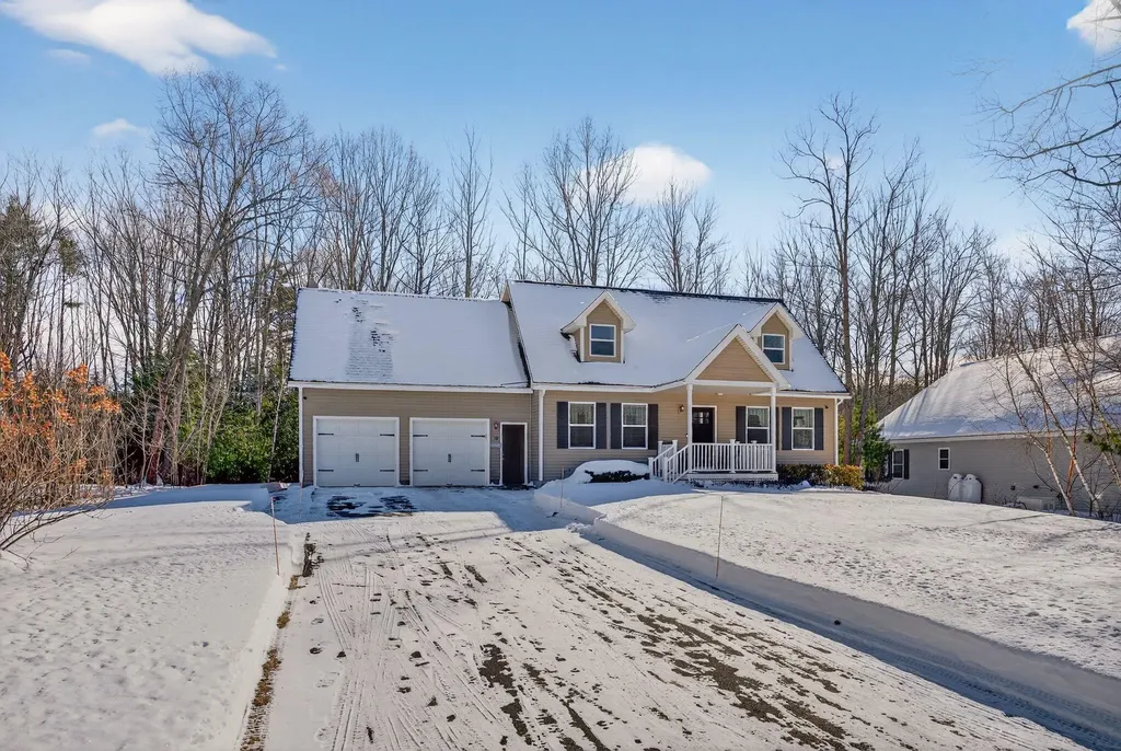 10 Country Drive Old Orchard Beach ME 04064
