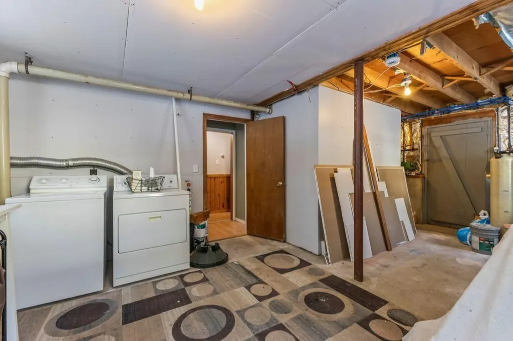 107 Lower Tarbox Road Hollis ME 04042