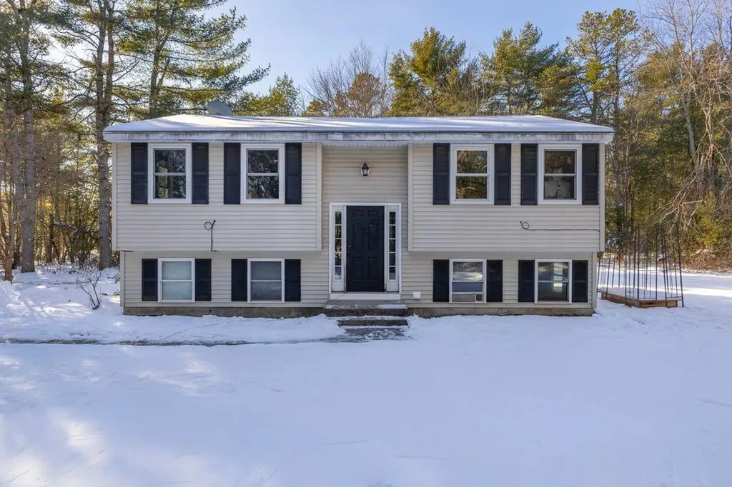 107 Lower Tarbox Road Hollis ME 04042