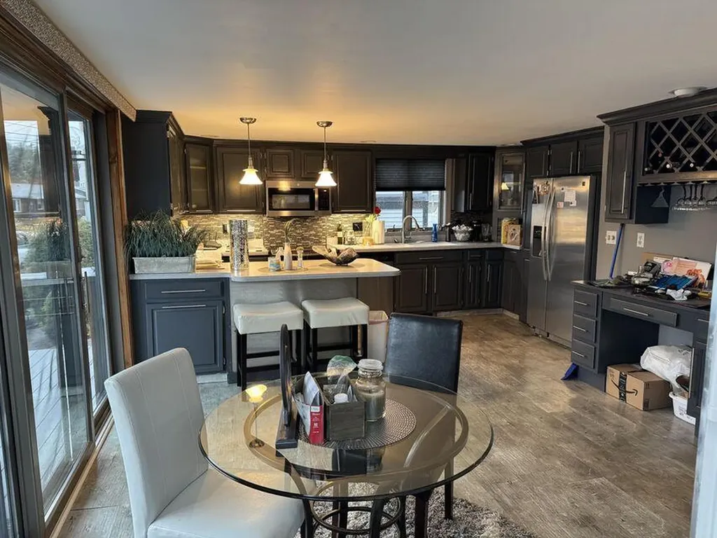 136 W Grand Avenue Old Orchard Beach ME 04064