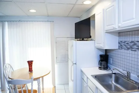 136 W Grand Avenue Old Orchard Beach ME 04064