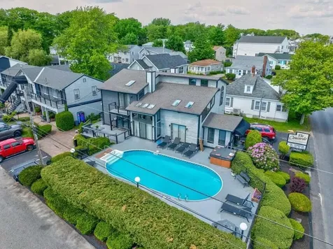 136 W Grand Avenue Old Orchard Beach ME 04064