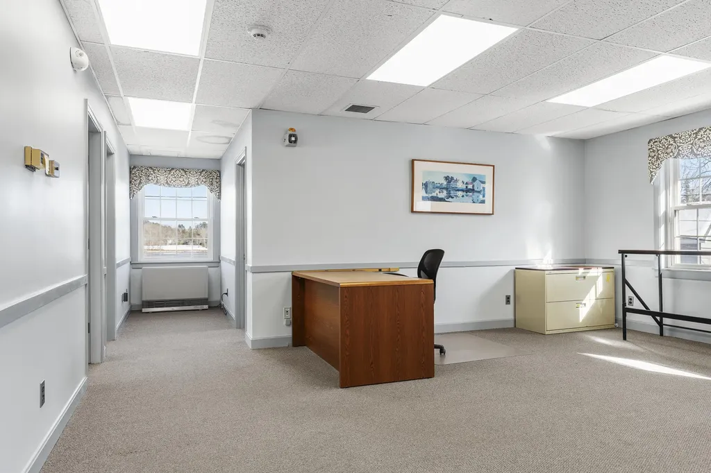 100 Main Street Damariscotta ME 04543