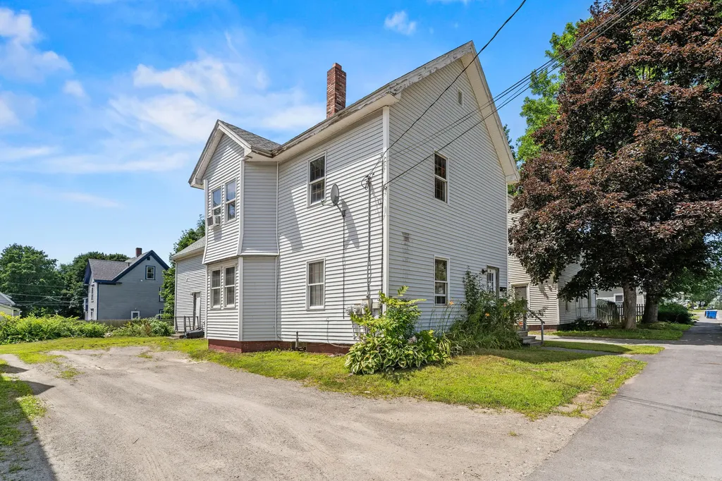 81 Parker Street Brewer ME 04412