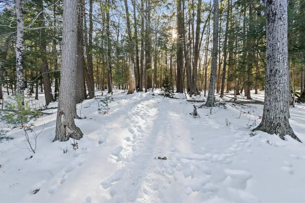 6 Dipper Road Cape Elizabeth ME 04107
