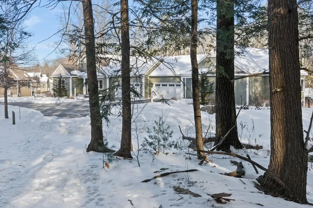 6 Dipper Road Cape Elizabeth ME 04107