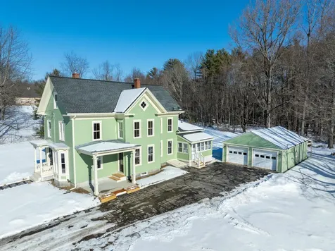 476 Winthrop Center Road Winthrop ME 04364