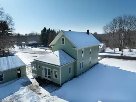 476 Winthrop Center Road Winthrop ME 04364