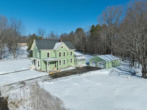 476 Winthrop Center Road Winthrop ME 04364
