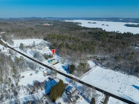 476 Winthrop Center Road Winthrop ME 04364