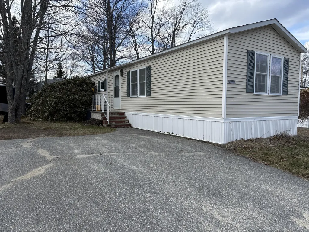 2 Bulick Drive Lisbon ME 04252