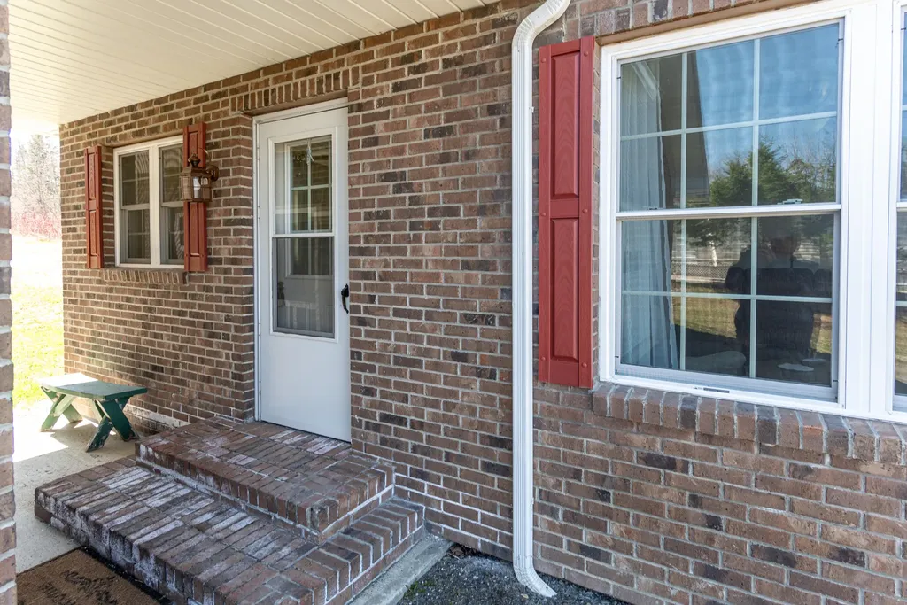 180 Hillside Road Saint Agatha ME 04772