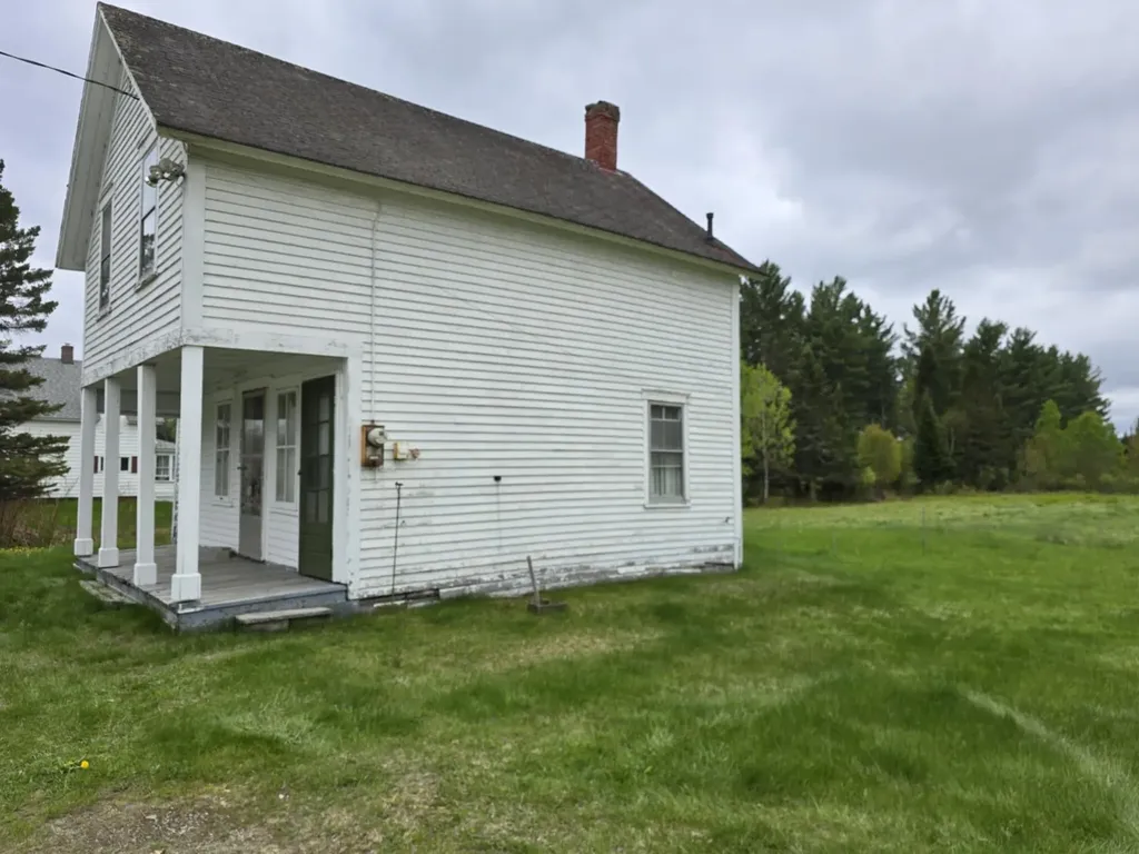 668 Main Street Moose River ME 04945