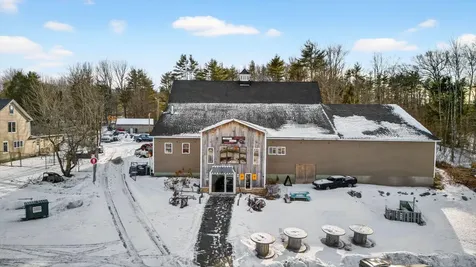 17 Dodge Road Edgecomb ME 04556