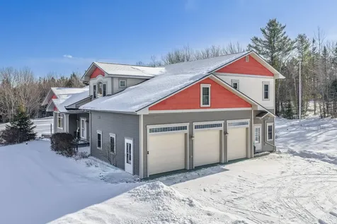 2060 Dexter Road Dover-foxcroft ME 04426