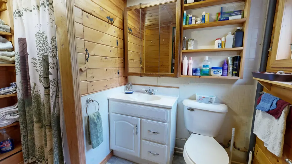 15 Hamlin Loop Mayfield Twp ME 04942