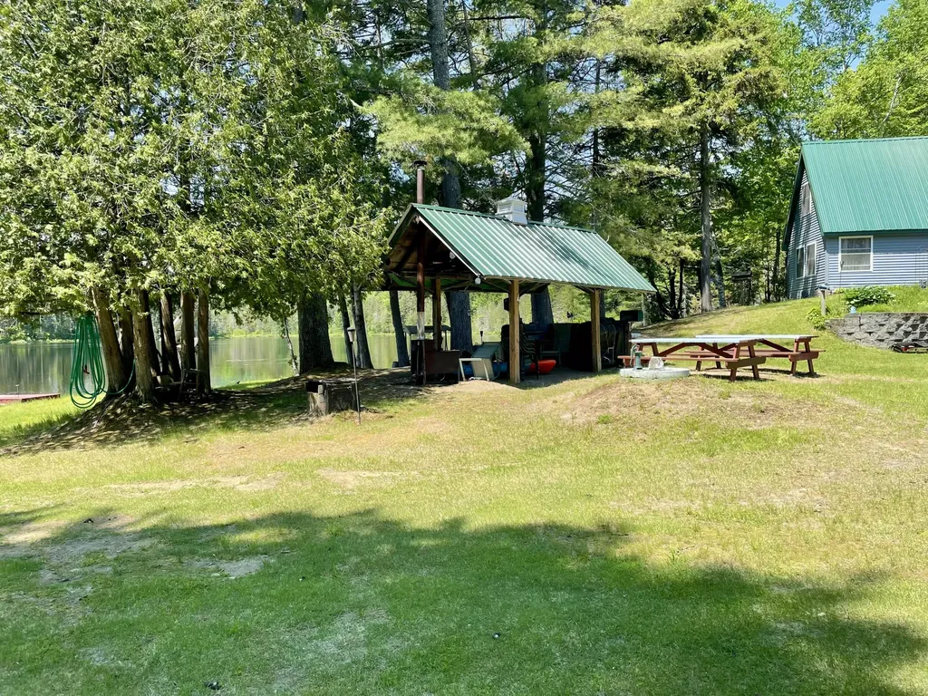 15 Hamlin Loop Mayfield Twp ME 04942